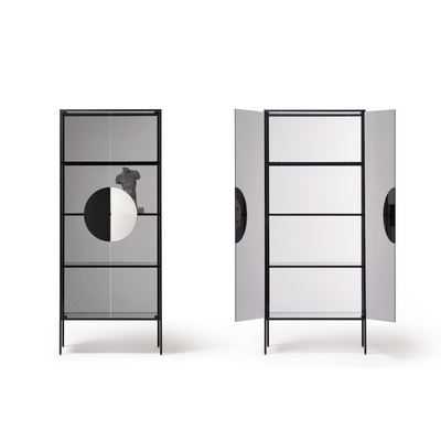 YANG Display cabinet in tempered glass with large ornamental handle