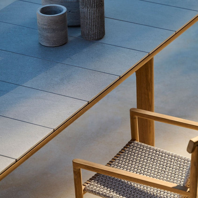 AMANU Blagovaonski stol