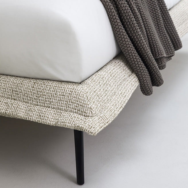 FLUFF Krevet s drvenim letvicama