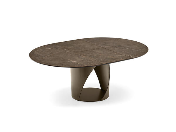 CYCLONE Table with extendable rounded top with metal base