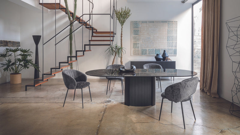 ANIME Padded armchair with metal legs