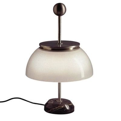 ALFA Dizajnirana stolna lampa