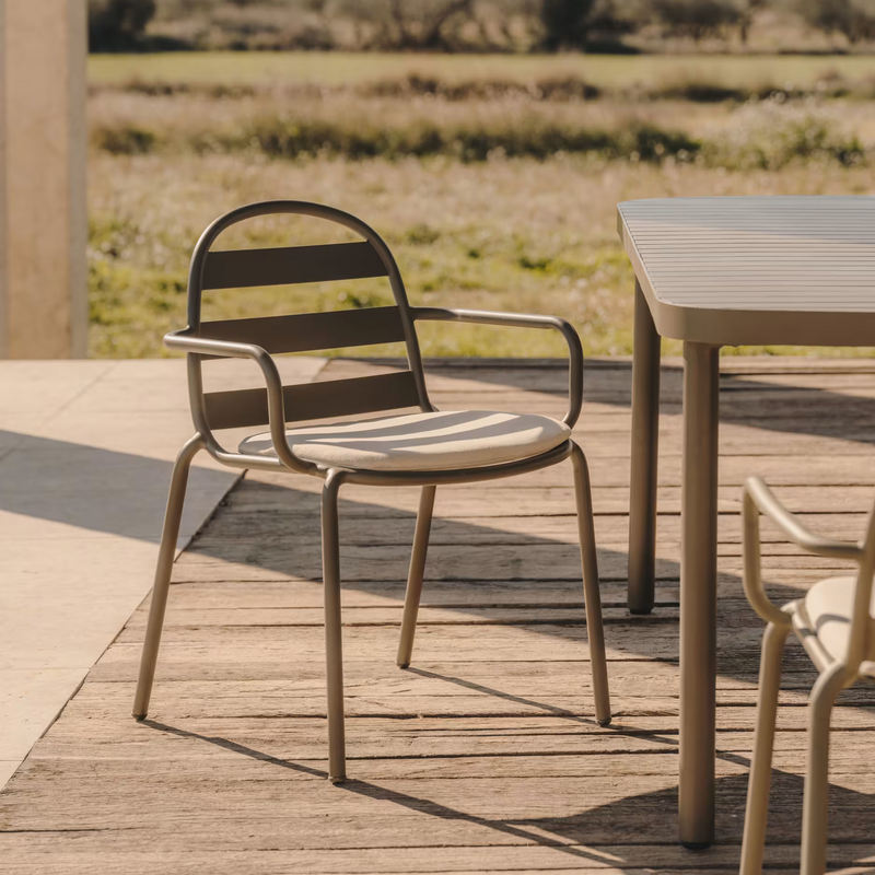 JONCOLS Stackable outdoor aluminium chair with a powder coated grey finish