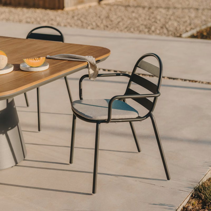 JONCOLS Stackable outdoor aluminium chair with a powder coated green finish