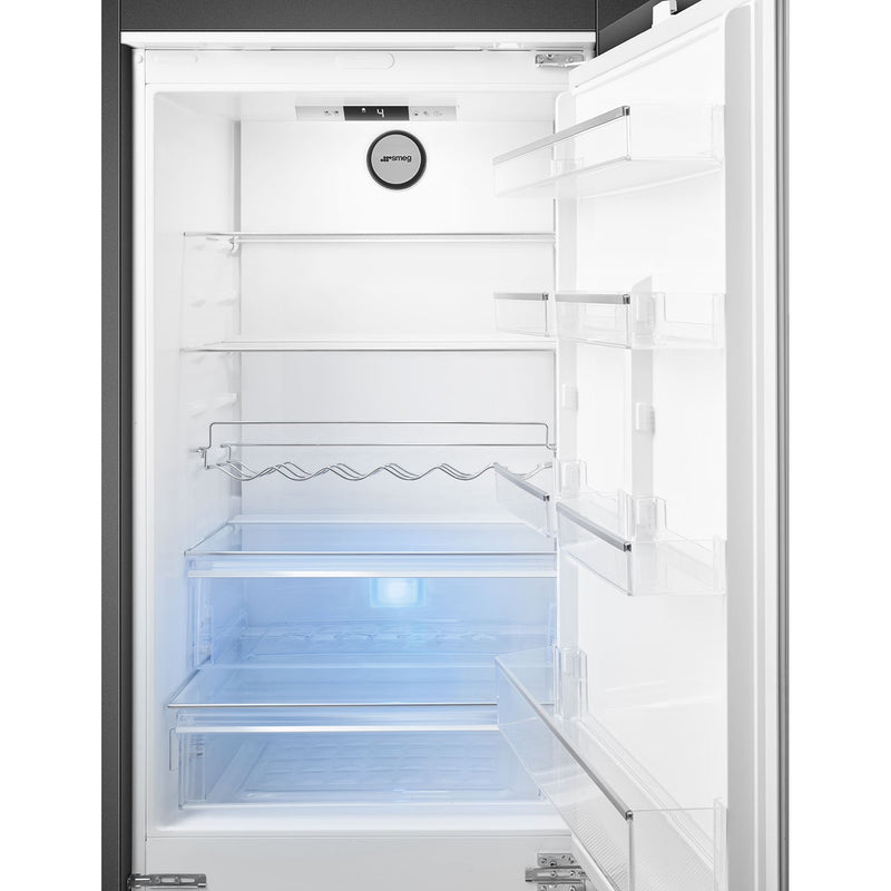 UNIVERSALE Built-in refrigerator