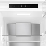 UNIVERSALE Built-in refrigerator
