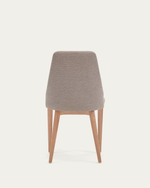 ROSIE Stolica u smeđoj boji s nogama od punog jasenovog drva u prirodnoj završnoj obradi