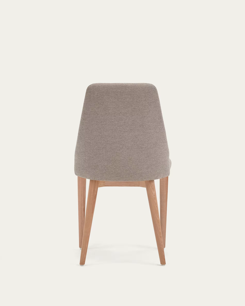 ROSIE Stolica u smeđoj boji s nogama od punog jasenovog drva u prirodnoj završnoj obradi