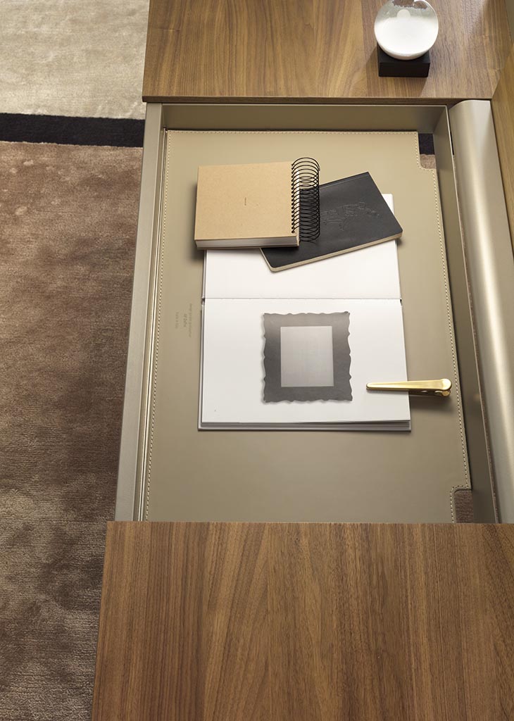 YUKIO dizajnerski stol