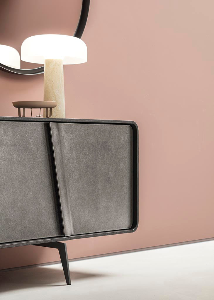 MUSA Komoda i vitrina