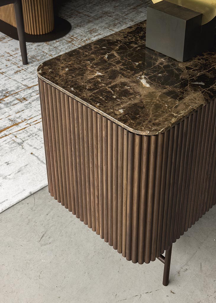 RIGADIN komoda s metalnom / mramorno-kamenom pločom