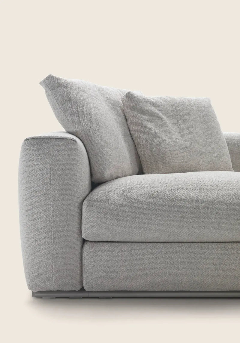 ASOLO XK XL XM XN Sofas