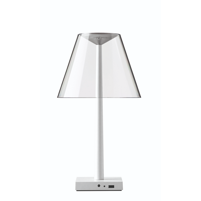 DINA+ A small LED table lamp