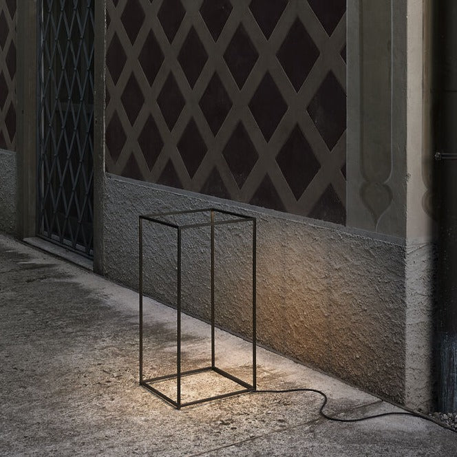 IPNOS Vanjska podna svjetiljka koja pruža difuzno svjetlo