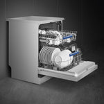 UNIVERSALE Free-standing dishwasher