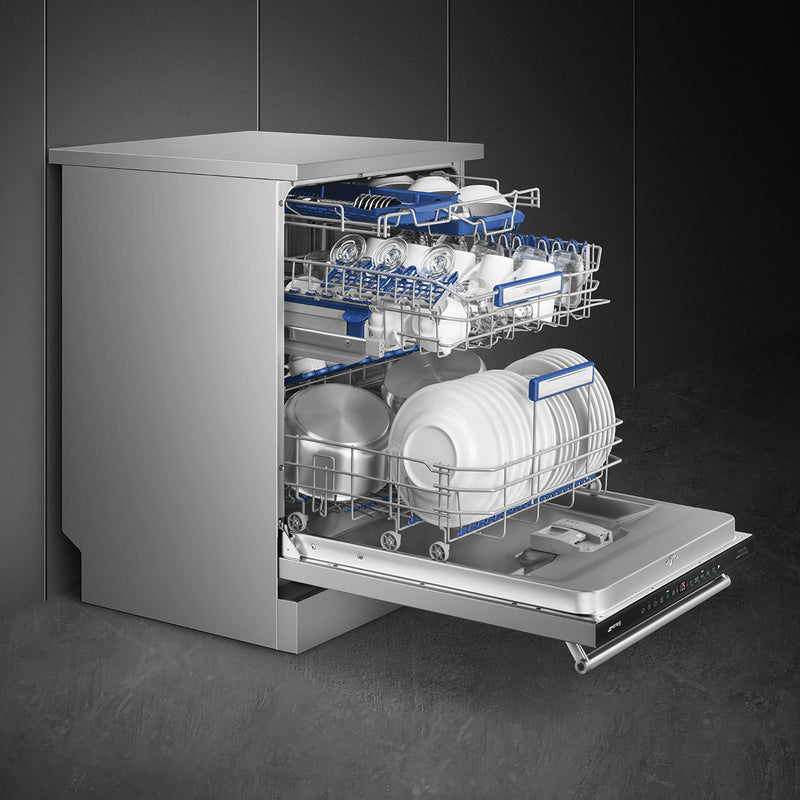 UNIVERSALE Free-standing dishwasher