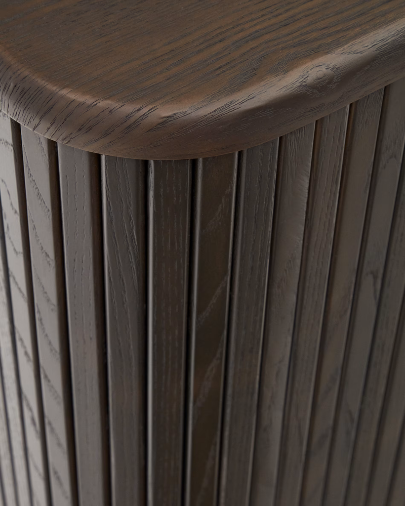 MAILEN Komoda s 2 vrata od jasenovog furnira s potamnjenom završnom obradom 180 x 75 cm