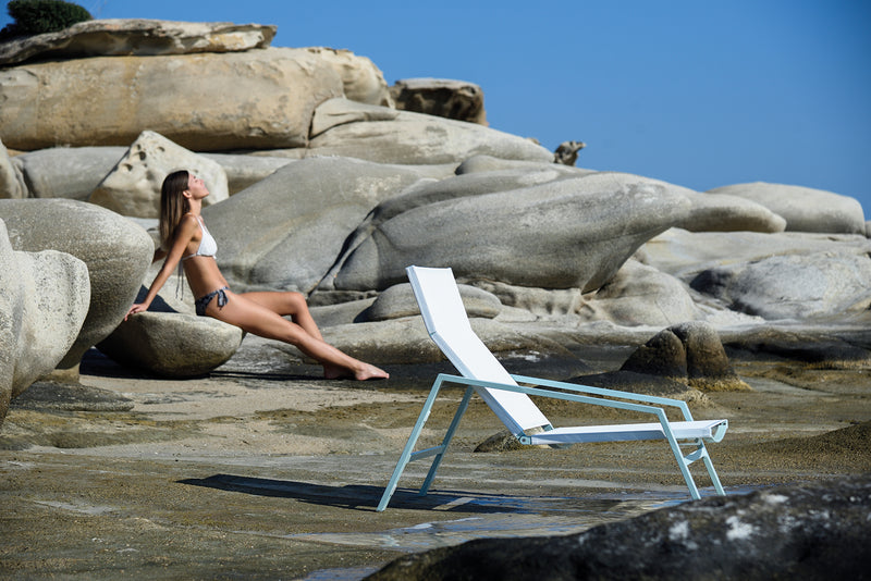 PULVIS Vanjska lounge fotelja s tabureom za noge