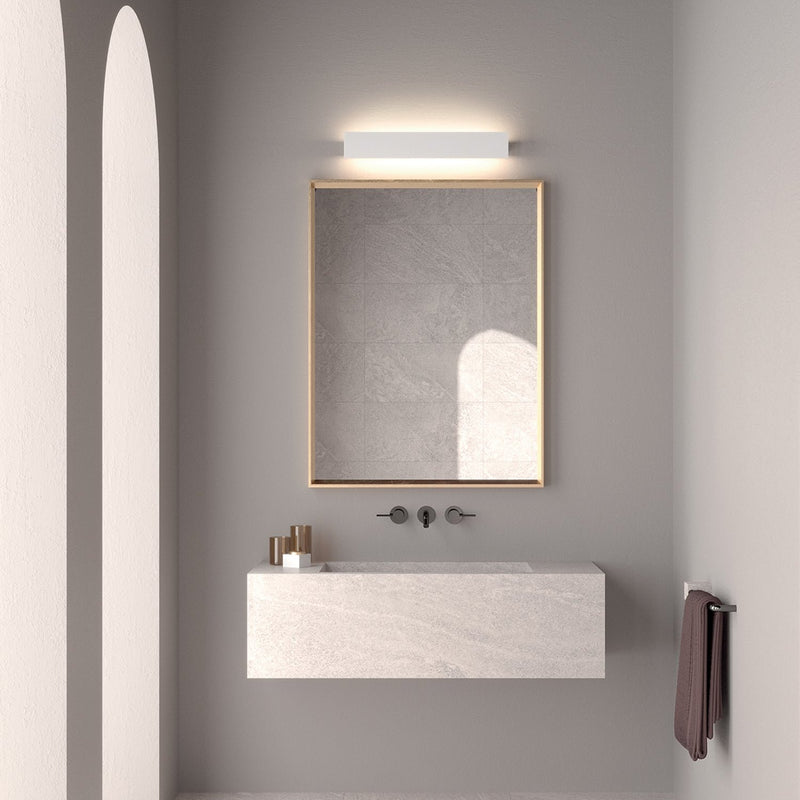 IPE Zidne svjetiljke koje pružaju neizravno svjetlo prema gore i prema dolje