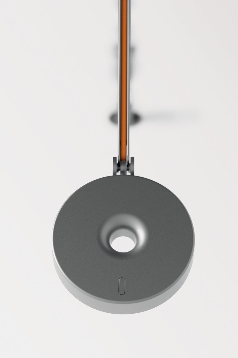 STRING T1 Stolna lampa | Kerakoll Topla kolekcija