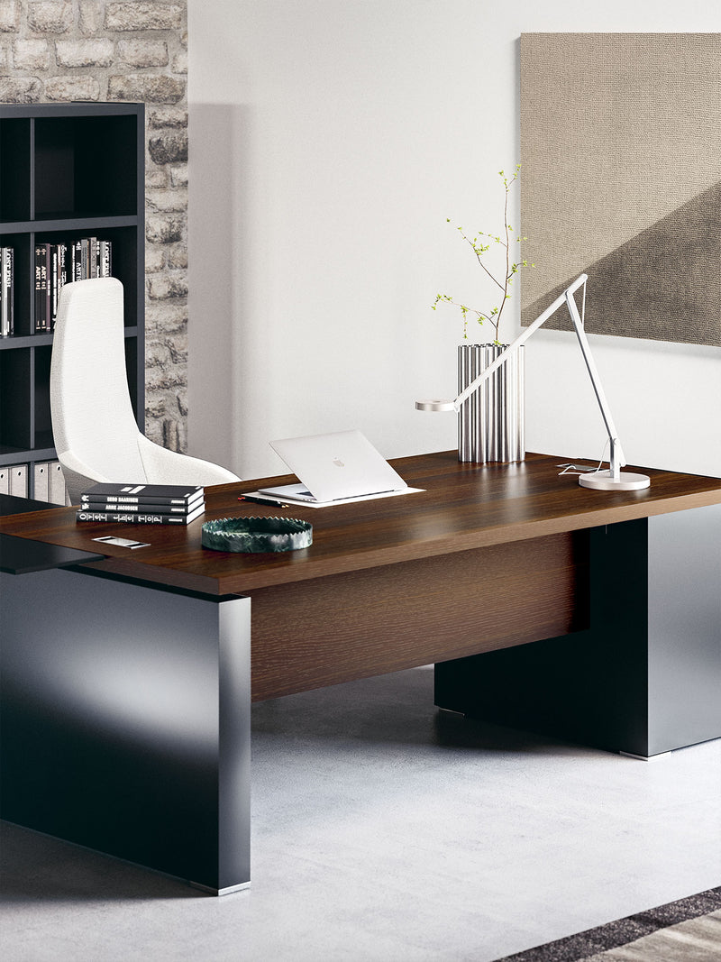 STRING T1 Table lamp | Satin Collection