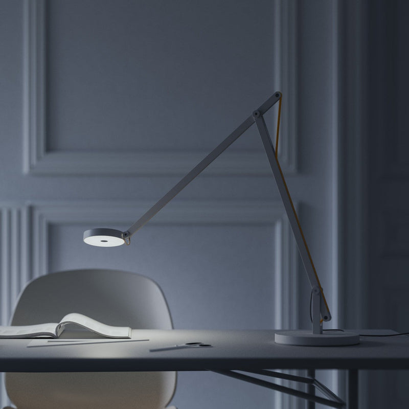 STRING T1 Stolna lampa