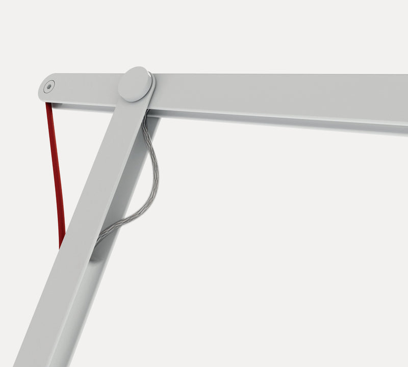 STRING T1 Stolna lampa