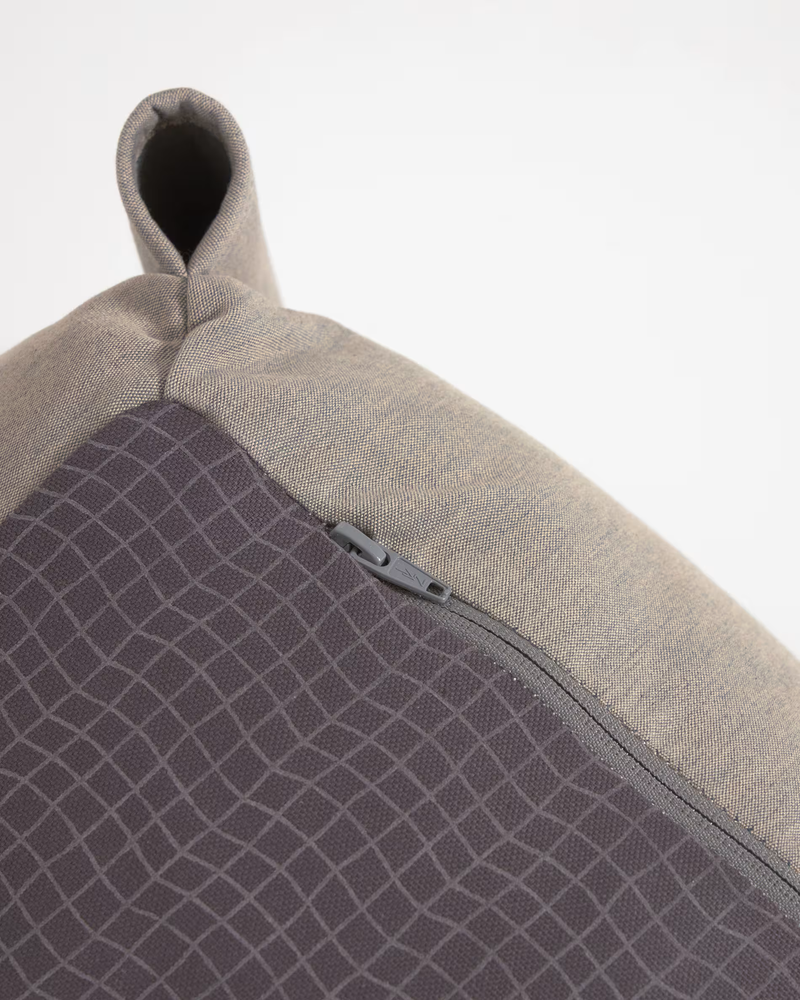 SQUARE Ležaljka s naslonom u bež boji s crnim aluminijem