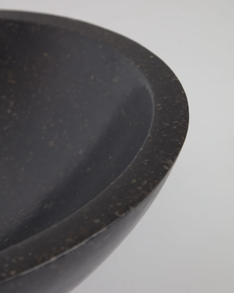 DELINA Round countertop washbasin in black terrazzo Ø 40 cm