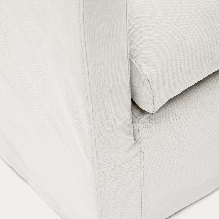 NORA  armchair with a removable cover