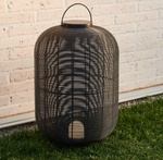 SARANELLA Large portable table lamp made of artificial rattan in brown