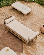 LABRA stolić od cementa i bagremovog drveta 140 x 70 cm