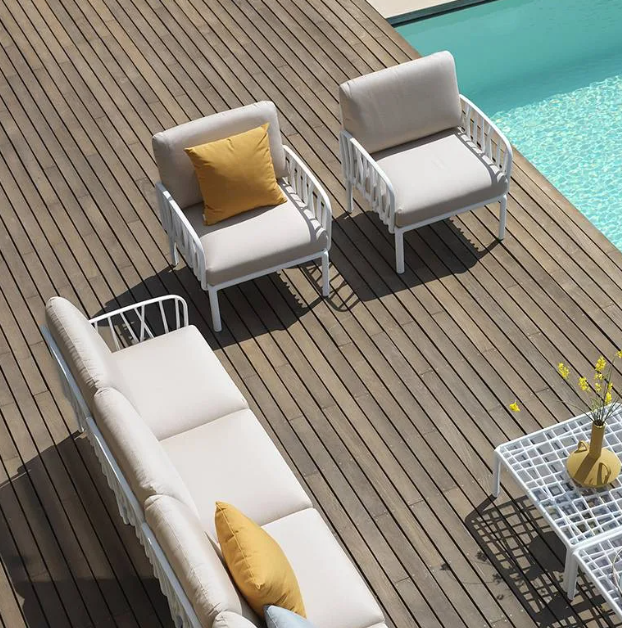 KOMODO Fotelja za opuštanje s naslonima za ruke od stakloplastike