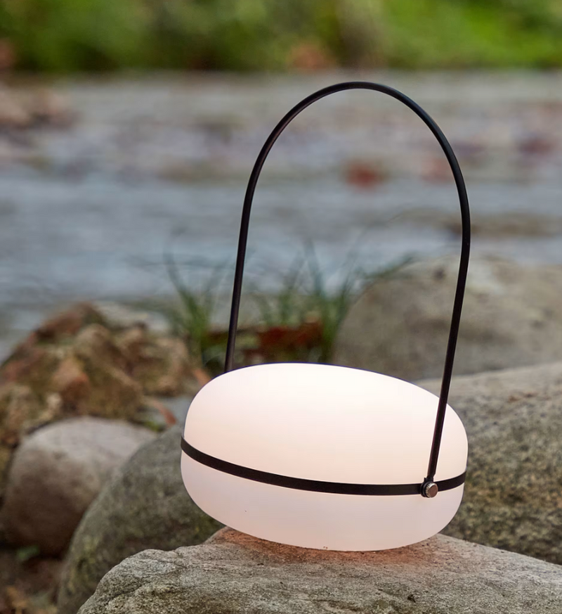 TEA Stolna lampa od polietilena i metala s crnom završnom obradom