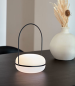 TEA Stolna lampa od polietilena i metala s crnom završnom obradom