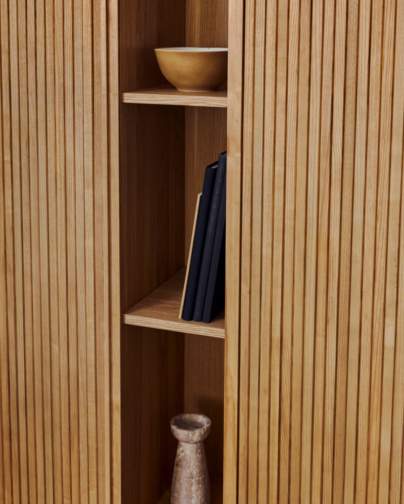 MAILEN visoki ormarić s 2 vrata, jasenovog furnira s prirodnom završnom obradom, 110 x 160 cm