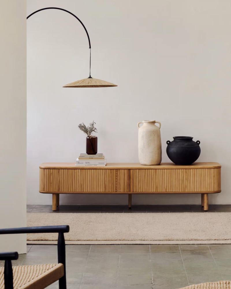 MAILEN TV komoda s 2 vrata od jasenovog furnira s prirodnom završnom obradom 200 x 50 cm