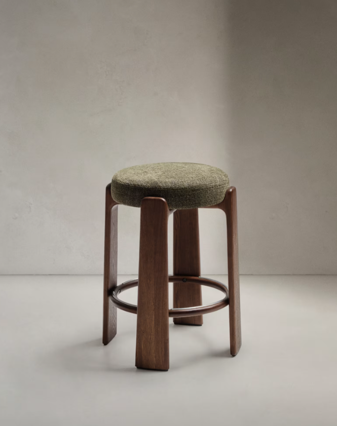 GRANITE Stool in green chenille and solid ash wood with walnut-coloured finish FSC 100% 65cm