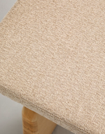 TOPAZ Divan u bež šenil boji s masivnim jasenovim drvom u prirodnoj završnoj obradi, 200 cm FSC 100%