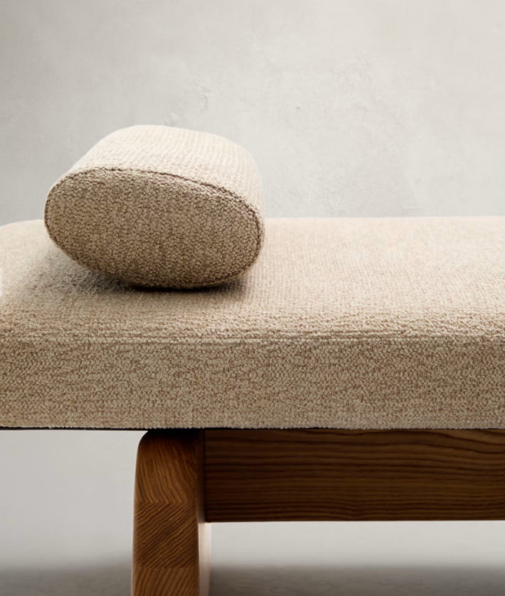 TOPAZ Divan u bež šenil boji s masivnim jasenovim drvom u prirodnoj završnoj obradi, 200 cm FSC 100%