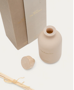 THE ESSENCE 100ml The Essence fragrance reed diffuser