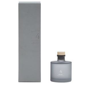 4/COZY CASHMERE 200ml Cozy Cashmere fragrance reed diffuser