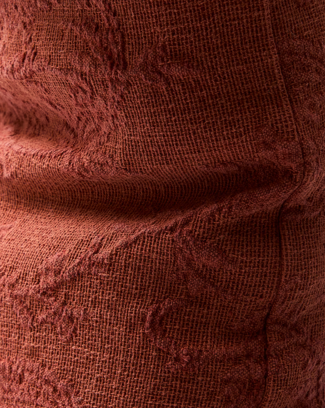 VELINA Cushion cover in red washed linen jacquard with floral design 30 x 50 cm