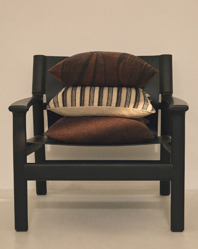 ISENA 100% cotton cushion cover with multicoloured embroidery 50 x 50cm