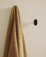 ARELY Set od 2 vješalice od punog bukovog drva s crnim lakiranim završetkom 6,5 cm/10 cm