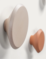 NADUA Set od 3 vješalice od punog drva s prirodnom, narančastom, bež bukovom završnom obradom