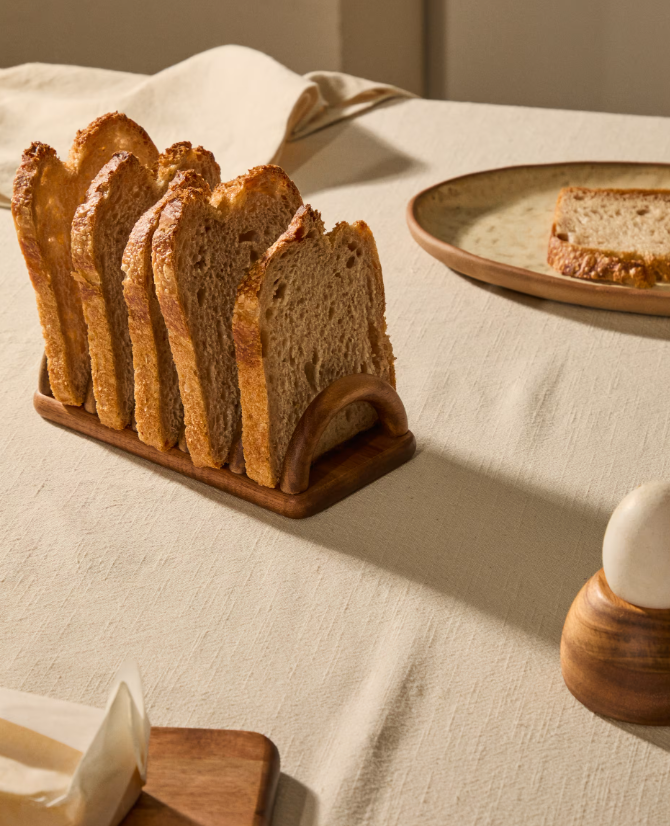 NUKHA Toast rack in FSC 100% acacia wood