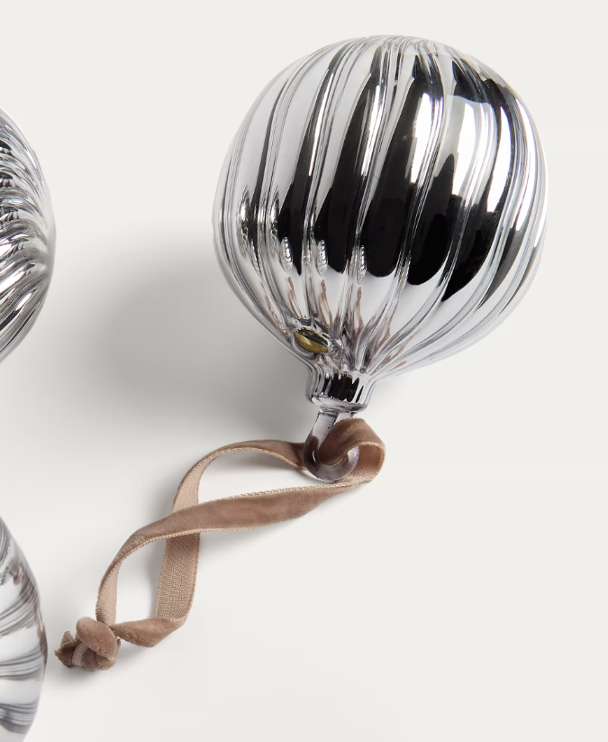 ORANEL Set of 3 silver recycled glass hanging ornaments Ø 8 cm