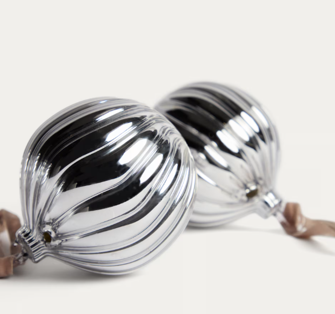 ORANEL Set of 3 silver recycled glass hanging ornaments Ø 8 cm