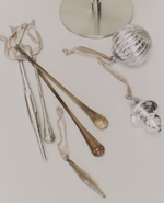 ALSENIA Set of 4 silver recycled glass hanging ornaments 10,5 cm